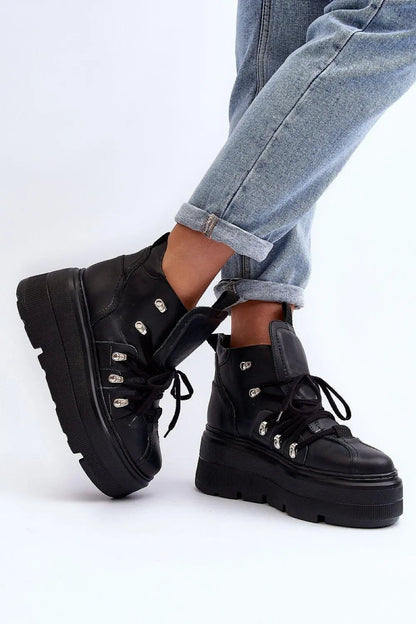 Women's Leather Sport Shoes - Platform Round-Toe Sneakers